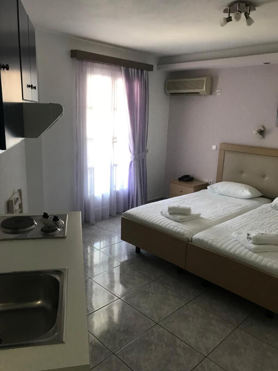 Naxos City Ilion Hotel מראה חיצוני תמונה