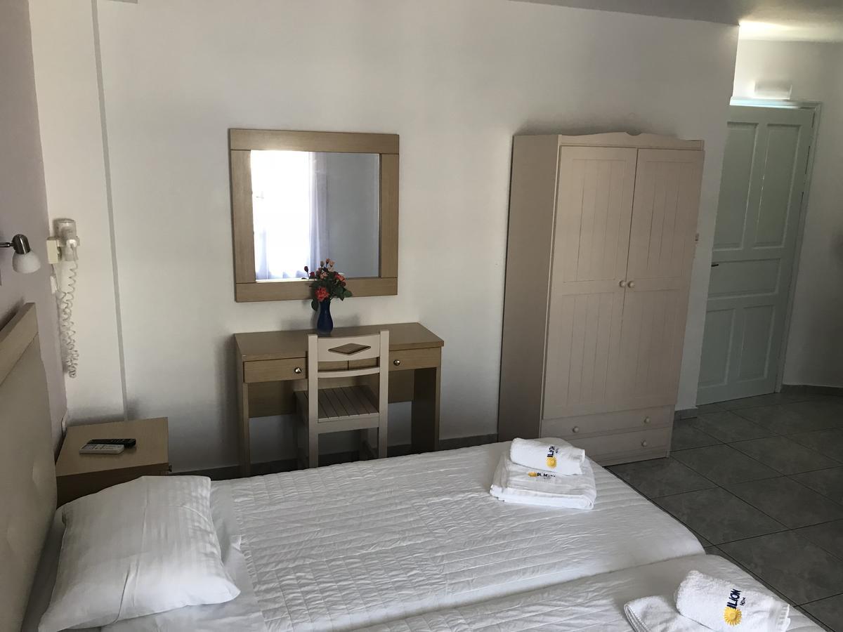 Naxos City Ilion Hotel מראה חיצוני תמונה